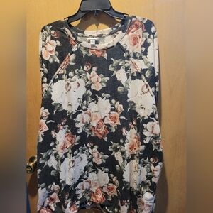 LulaRoe Erin Top